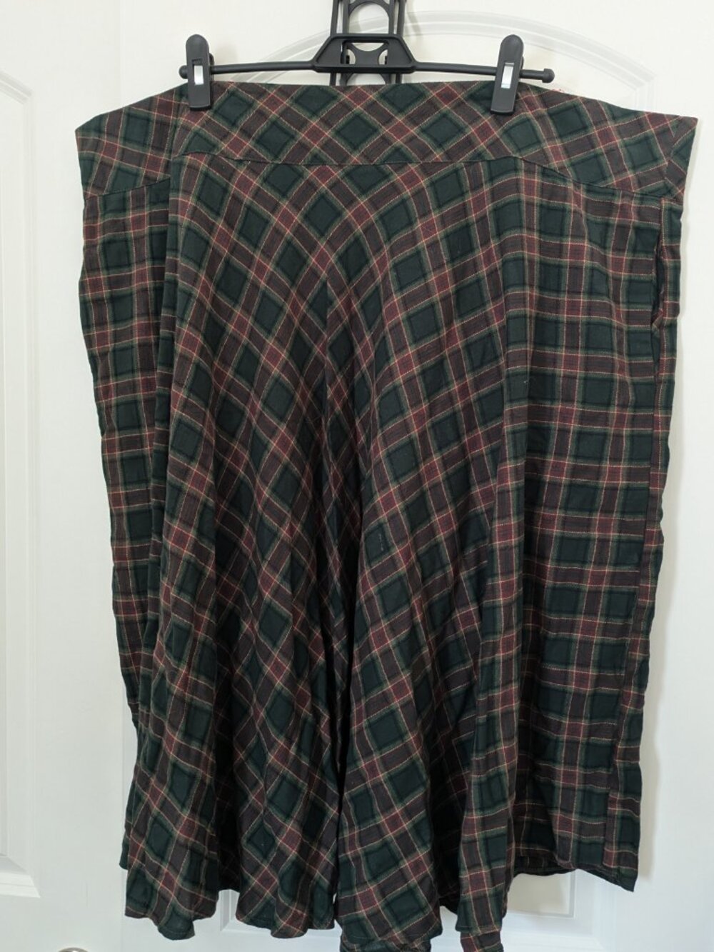Unique Vintage Retro Emerald & Burgundy Plaid Vivien Swing Skirt (26/5X)